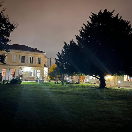 Suite Privative Abella - Aile De Maison Bourgeoise Ambares-et-Lagrave Екстер'єр фото