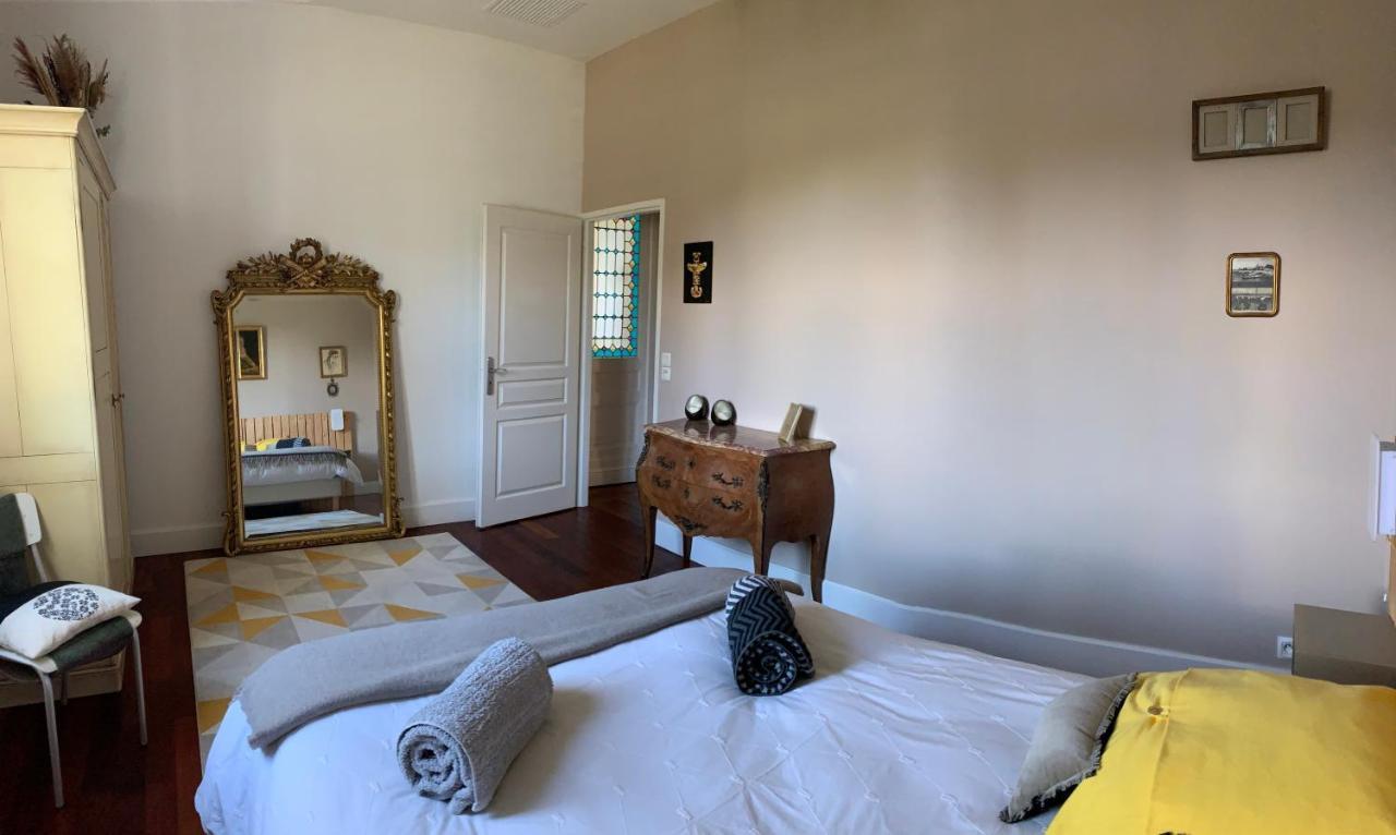 Suite Privative Abella - Aile De Maison Bourgeoise Ambares-et-Lagrave Екстер'єр фото
